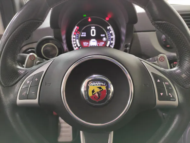 Fiat 595 Abarth 1.4 T-Jet 180 Competizione