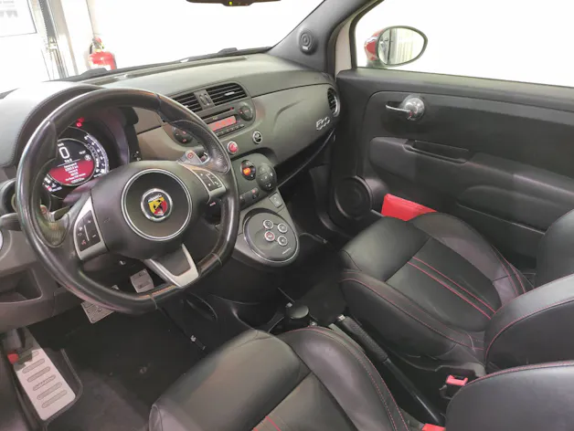 Fiat 595 Abarth 1.4 T-Jet 180 Competizione