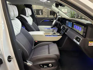 HONGQI E-HS9 Exclusive+ 120 kWh
