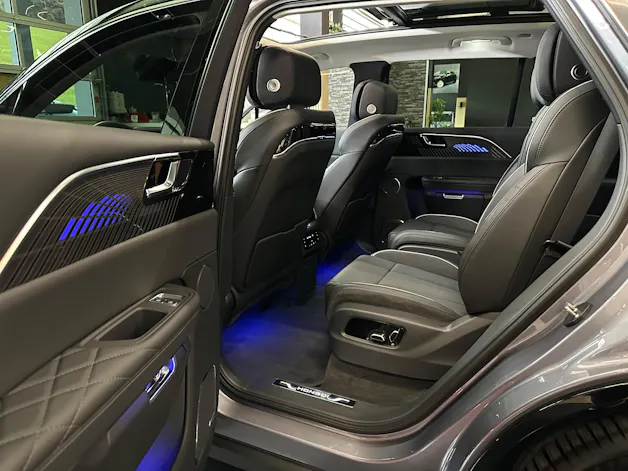 HONGQI E-HS9 Exclusive 99 kWh