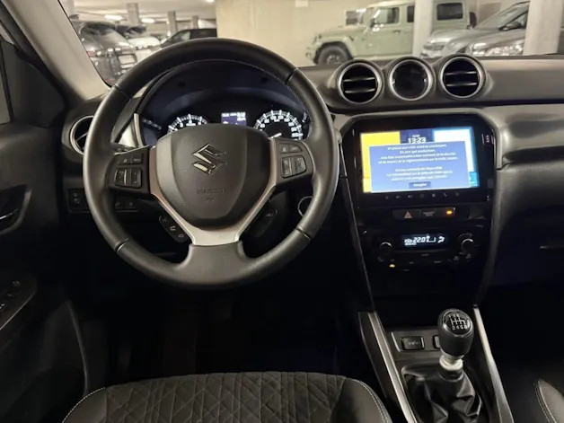 Suzuki Vitara 1.4 T Compact Top Hybrid 4x4