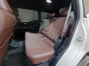 Toyota Land Cruiser 2.8 D Style