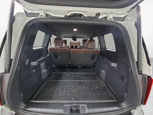 Toyota Land Cruiser 2.8 D Style