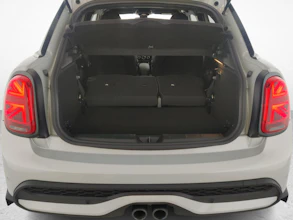 https://vehicle.imgix.net/4350392/15c84644-6336-43d5-a637-2b5456d008c9.jpg