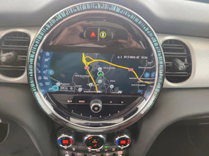 Fahrzeugbild MINI F55 2.0i Cooper S SDKG