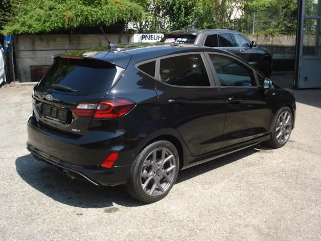 Ford Fiesta 1.0 EcoB Hybrid ST-Line X