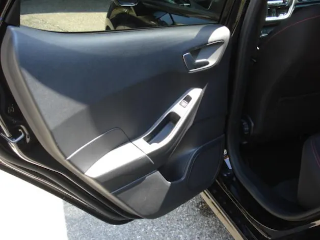 Ford Fiesta 1.0 EcoB Hybrid ST-Line X