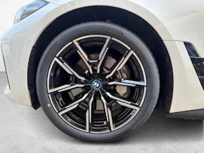 image du véhicule BMW i4 eDrive40