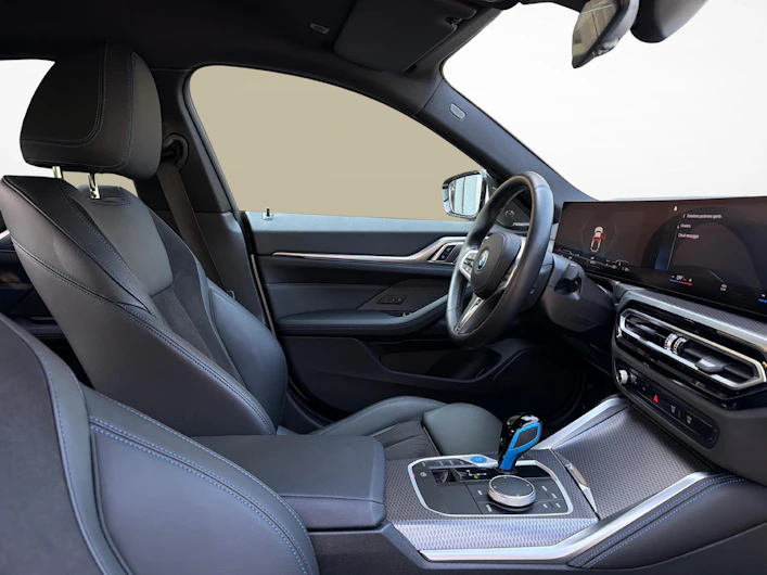 image du véhicule BMW i4