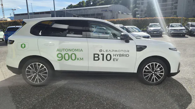Leapmotor B10 1.5 Hybrid EV