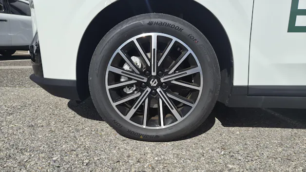Leapmotor B10 1.5 Hybrid EV