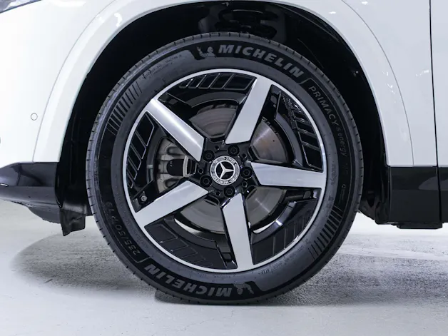 Mercedes-Benz GLB 220 4MATIC