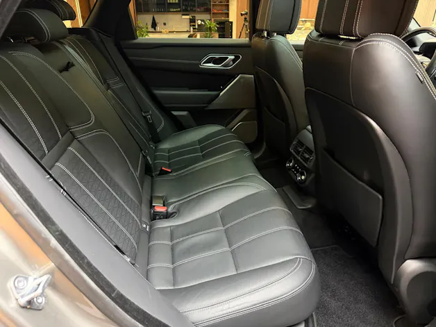 Land Rover Range Rover Velar 3.0 I6 R-Dynamic HSE