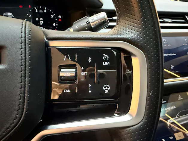 Land Rover Range Rover Velar 3.0 I6 R-Dynamic HSE