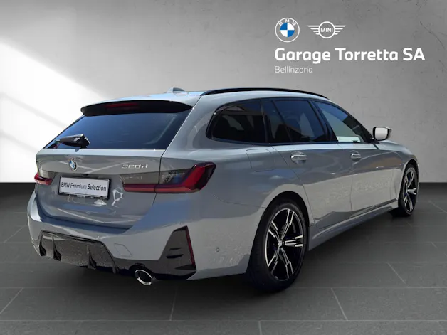 BMW 320d xDrive SAG Touring