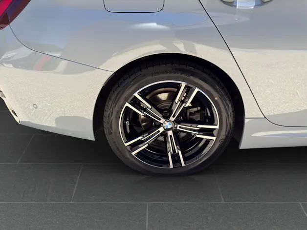 BMW 320d xDrive SAG Touring