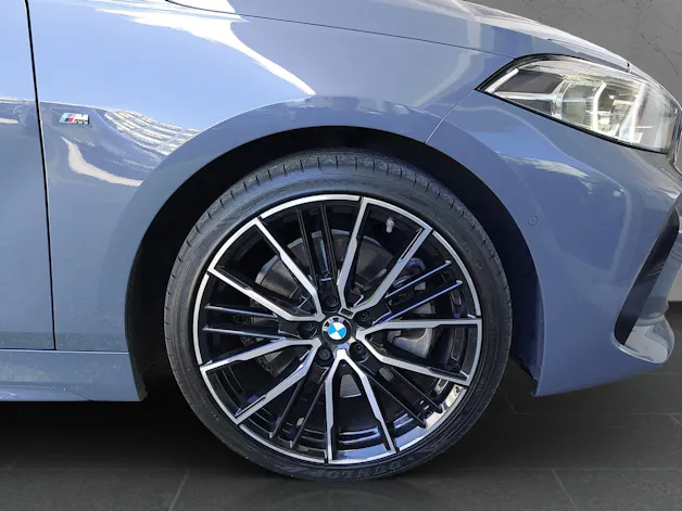 BMW 120d xDrive SAG