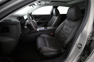 https://vehicle.imgix.net/4350665/ee83597e-1d46-49d5-869a-cae4212138f8.jpg