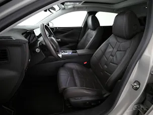 DS Automobiles 4 1.6 E-Tense La Première