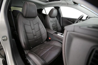 https://vehicle.imgix.net/4350665/f193a148-fdf3-4f80-9d37-8d6969489058.jpg