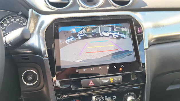 Suzuki Vitara 1.4 T Sakura Top Hybrid 4x4