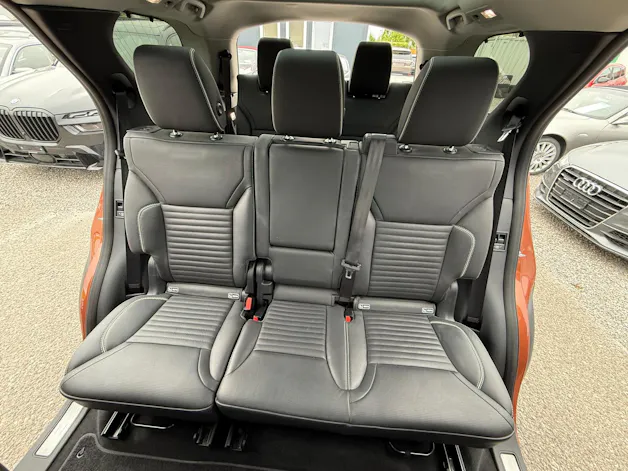 Land Rover Discovery 3.0 TDV6 First Edition