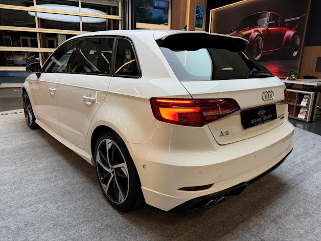 Audi A3 Sportback 2.0 40 TDI quattro S-Tronic