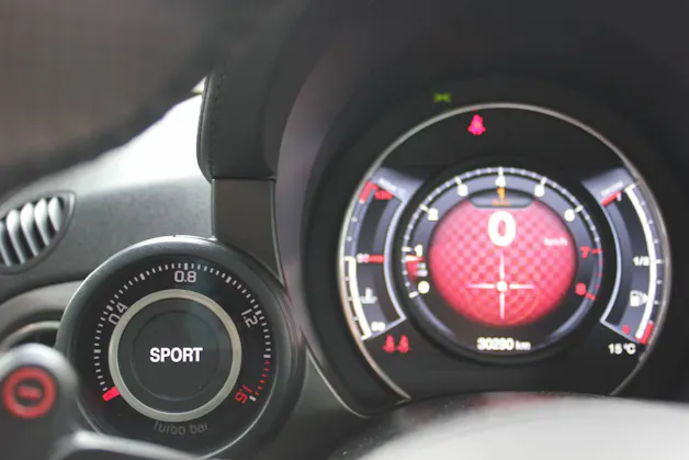 Fiat 595 Abarth  1.4 T-Jet 165 Turismo Competizione