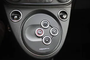 Fiat 595 Abarth  1.4 T-Jet 165 Turismo Competizione