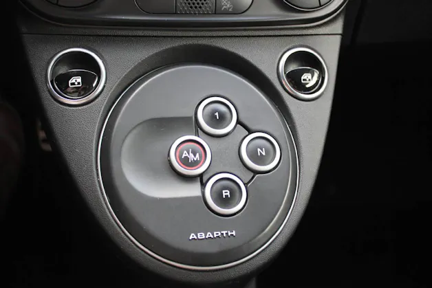 Fiat 595 Abarth  1.4 T-Jet 165 Turismo Competizione