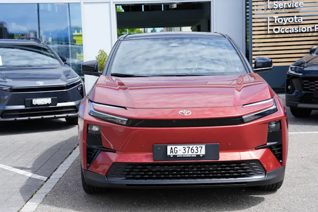 Toyota C-HR+ Premium AWD