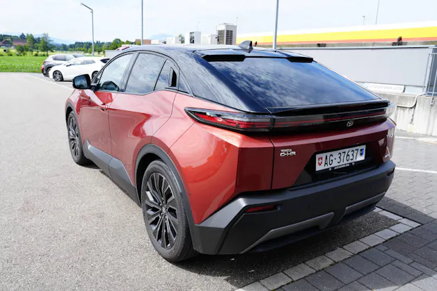 Toyota C-HR+ Premium AWD