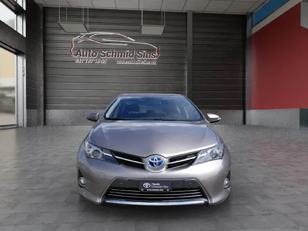 Toyota Auris 1.8 HSD Linea Sol