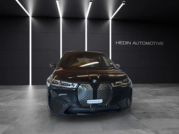 BMW iX M60