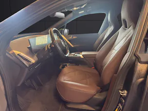 BMW iX M60