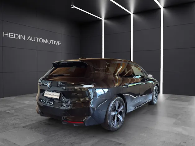BMW iX M60