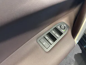 BMW iX M60
