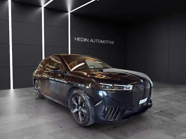 BMW iX M60