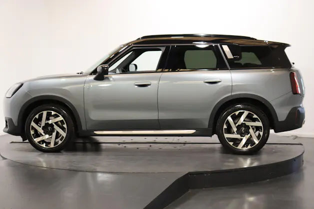 MINI Countryman U25 2.0i S ALL4