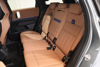 https://vehicle.imgix.net/4350736/83ee46d8-6f77-42d4-97f7-58029ca00b1a.JPG