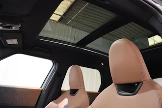 https://vehicle.imgix.net/4350736/d551ee68-80c1-4604-91d2-bcbb839bc569.JPG