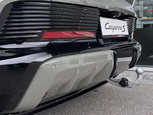 Porsche Cayenne S Electric