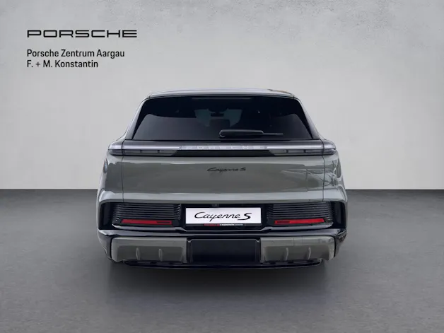 Porsche Cayenne S Electric
