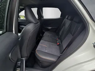 Lexus LBX 1.5 Hybrid Cool AWD