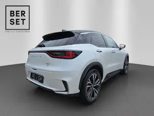 Lexus LBX 1.5 Hybrid Cool AWD