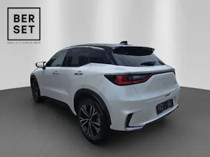 Lexus LBX 1.5 Hybrid Cool AWD
