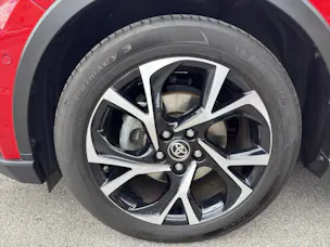 Toyota C-HR 2.0 VVTi HSD Trend