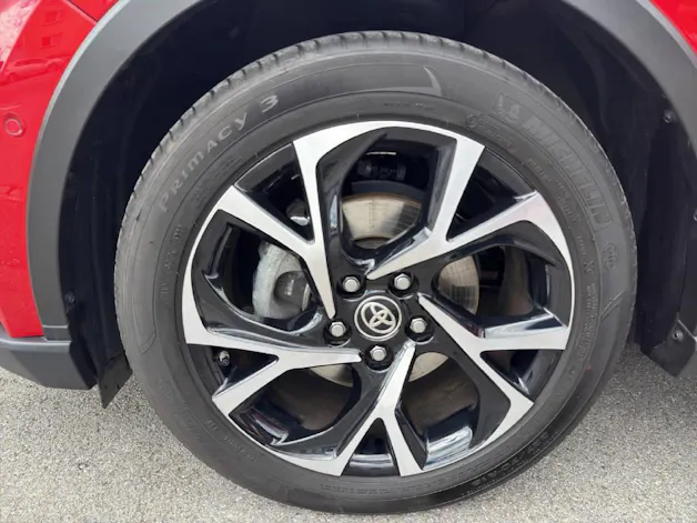 Toyota C-HR 2.0 VVTi HSD Trend