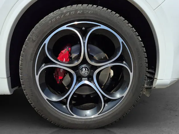 ALFA ROMEO Stelvio 2.0 Q4 280 Veloce