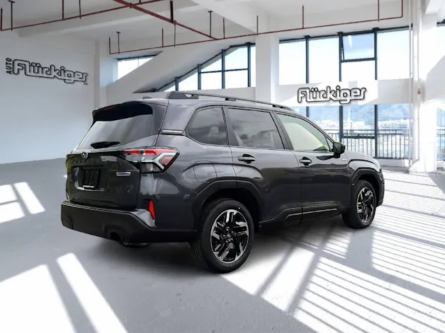 Subaru Forester Station 2.0i e-Boxer Swiss Plus Model 2026
